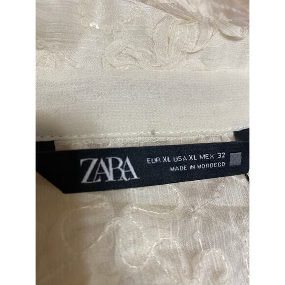 NEW Zara White Textured Floral Chiffon Long Sleeve Button Down Shirt Blouse XL - Picture 4 of 5